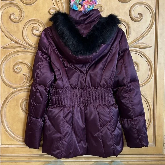 laundry By Shelli Segal Puffer Jacket with Faux Fur Deep Purple & Black - Picture 7 of 13